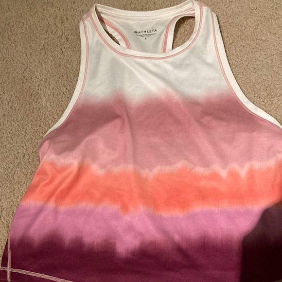 Athleta Other - Athleta tank size small fun cute wear for long work outs!